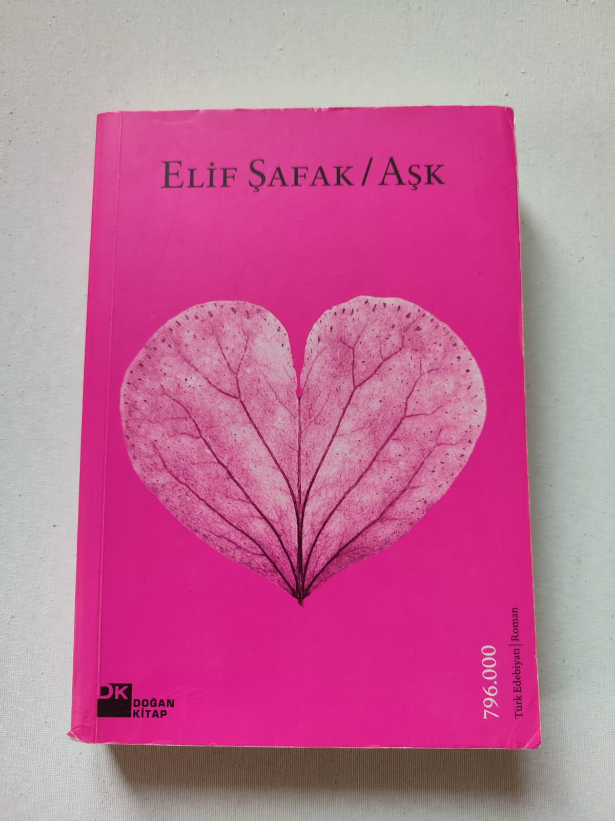 Aşk Elif Şafak