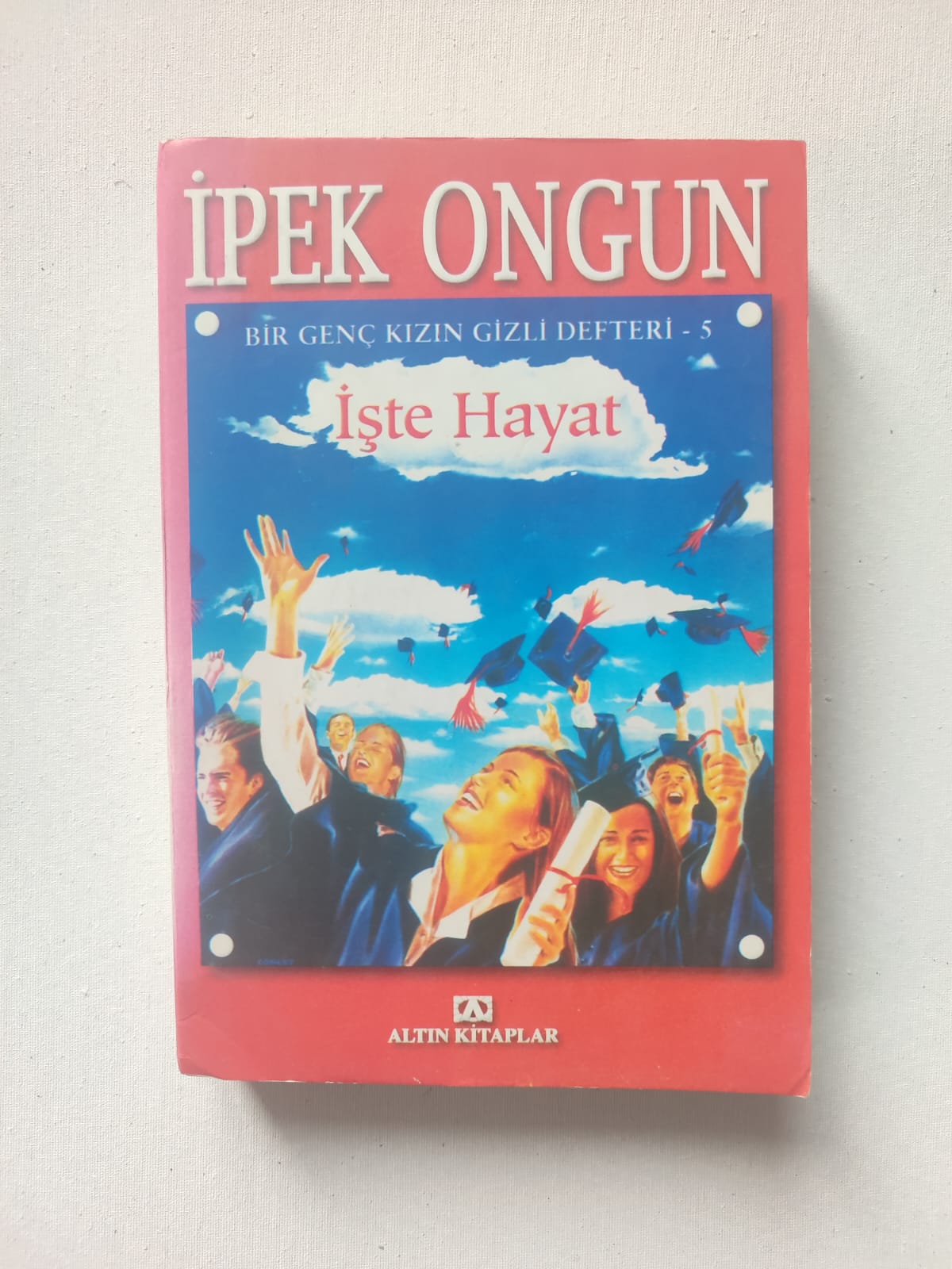 İpek Ongun İşte Hayat